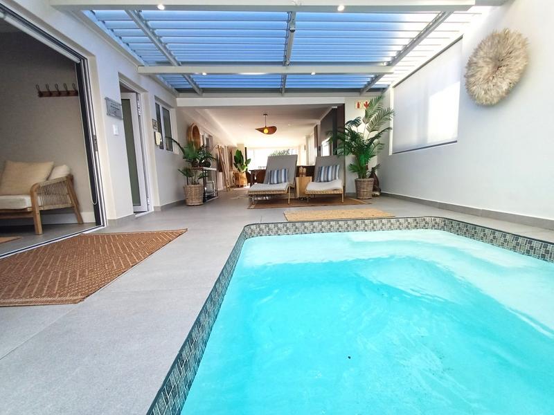 5 Bedroom Property for Sale in Pearl Bay Western Cape